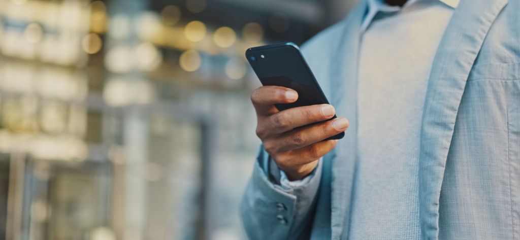 PersonHoldingPhone